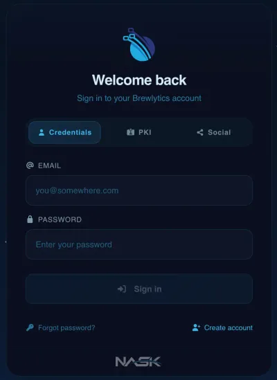 The tabbed login page (Credentials/PKI/CAC/Social)